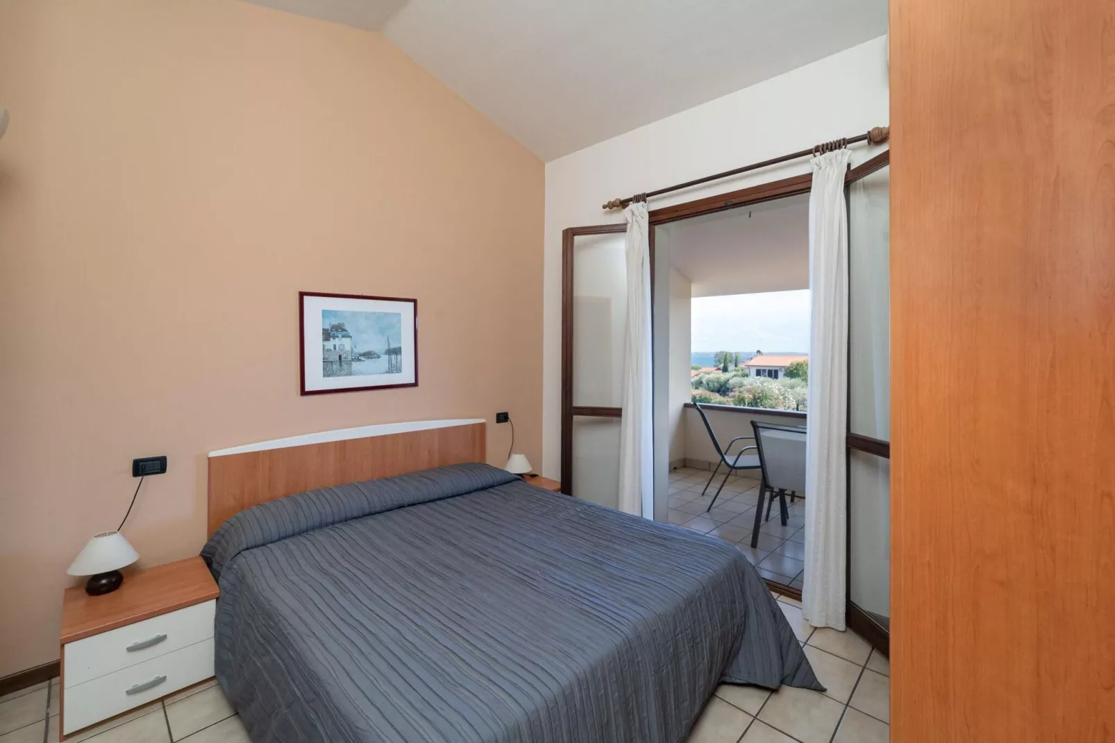 Residence Primera Moniga del Garda 3-Raum/D3 Halbsouterrain-3-Raum/D3 Halbsouterrain-Slaapkamer