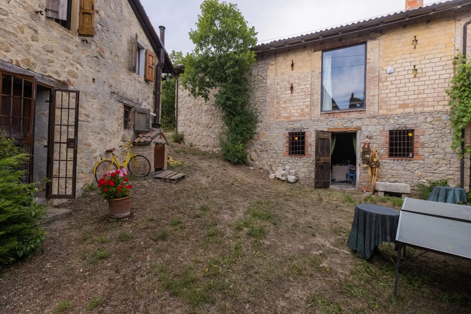 Casa Marchi-Buitenkant zomer