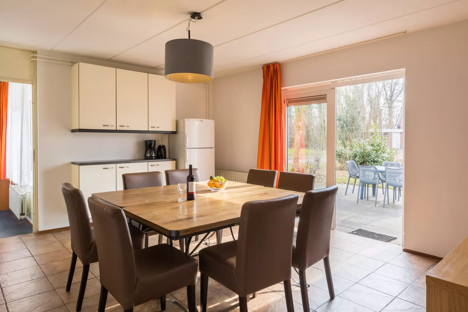 Vakantiepark Hunzedal 6-Eetkamer