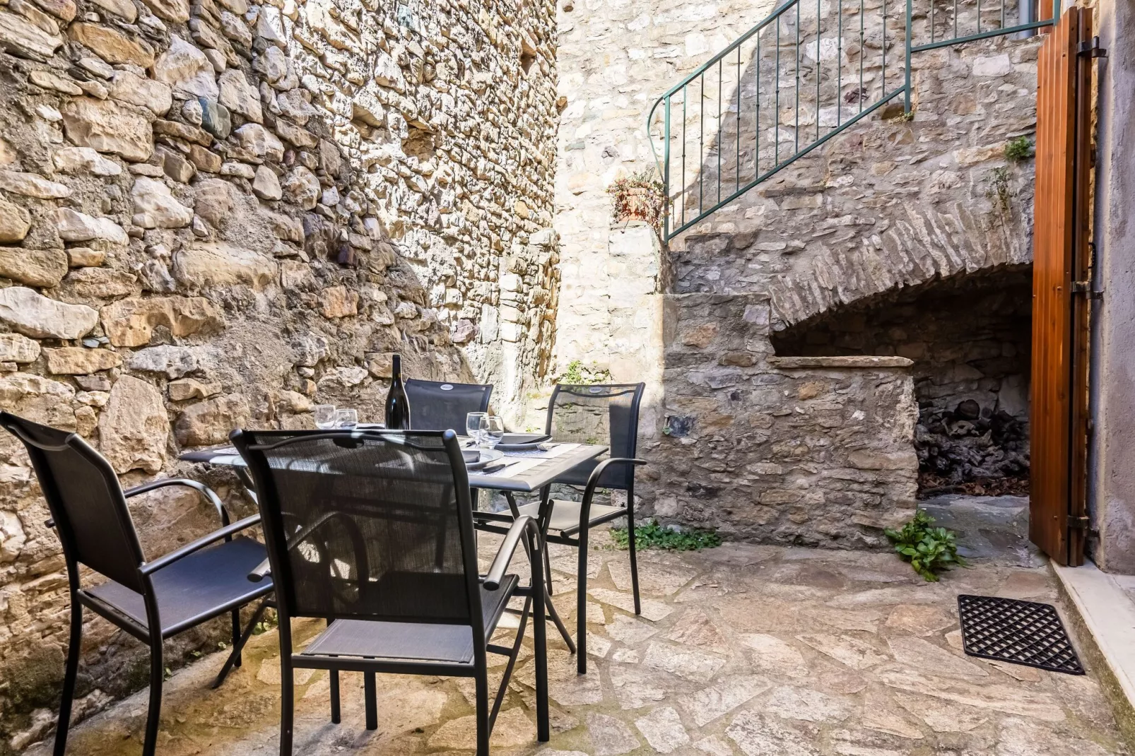 LA MAISON DE VILLAGE-Terrasbalkon