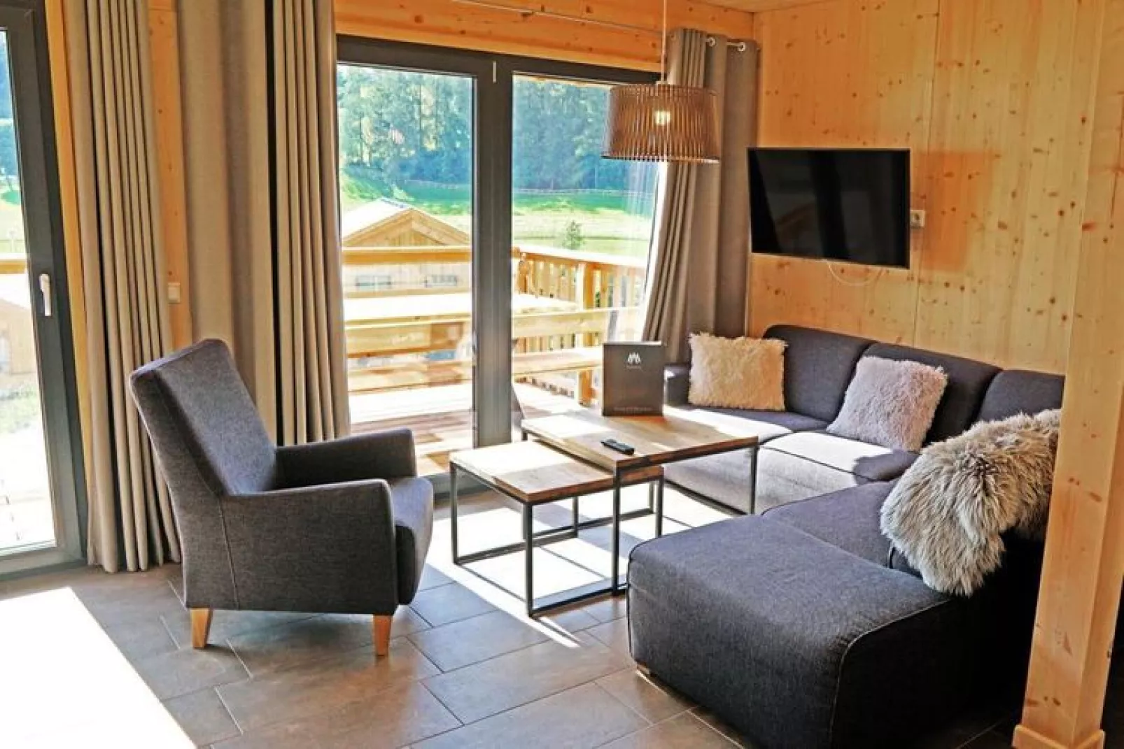 Chalets Bergeralm, Steinach am Brenner-Wellness Chalet XL - 10 Personen-Woonkamer