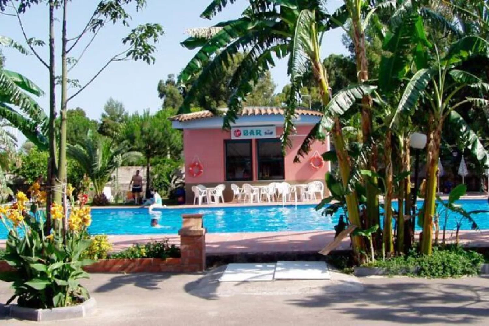 poolofhouse