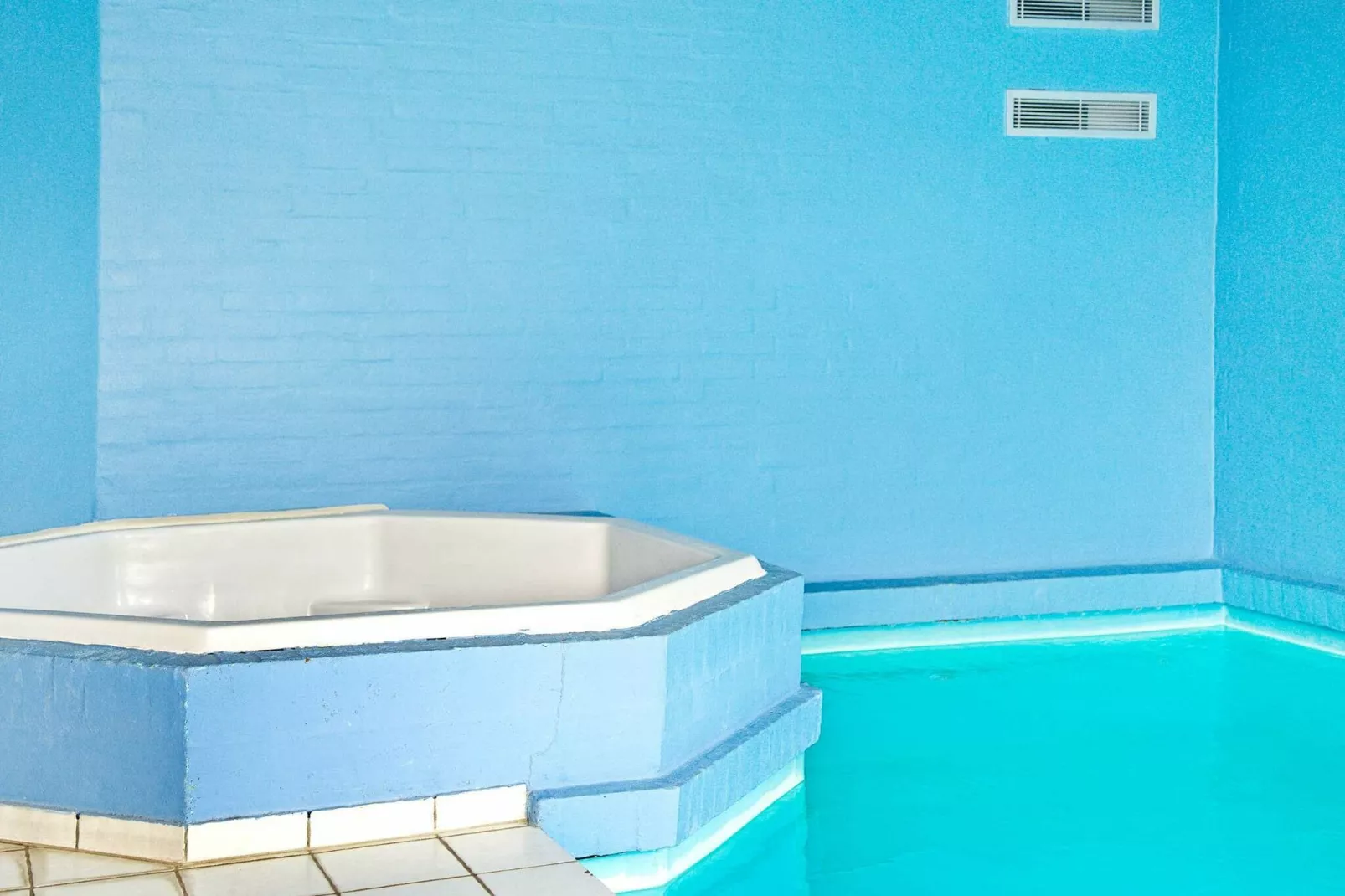 Luxe zwembadhuis bij zee -- By Traum Ferienwohnungen-Spa