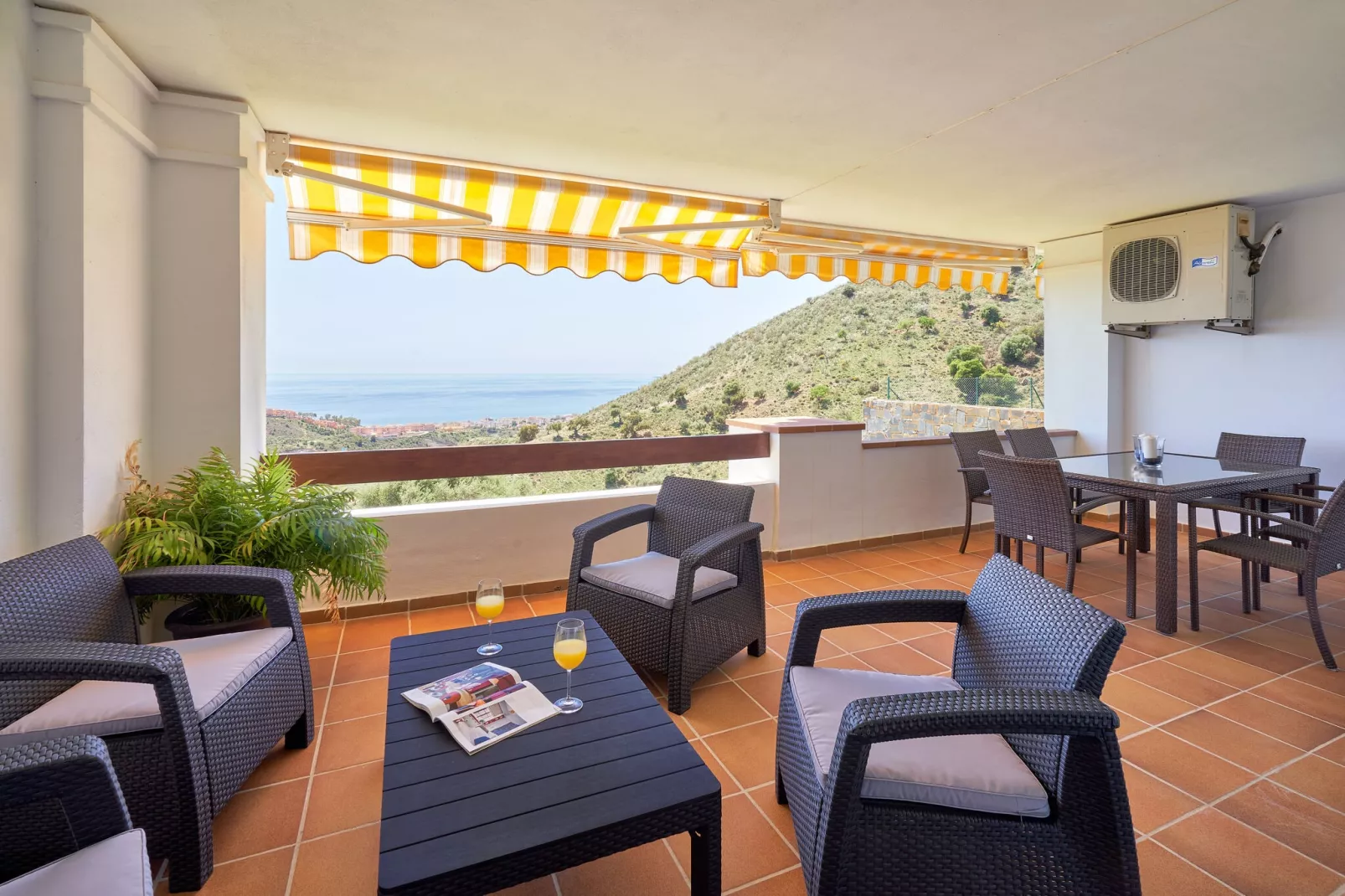 La zenaida I-Terrasbalkon