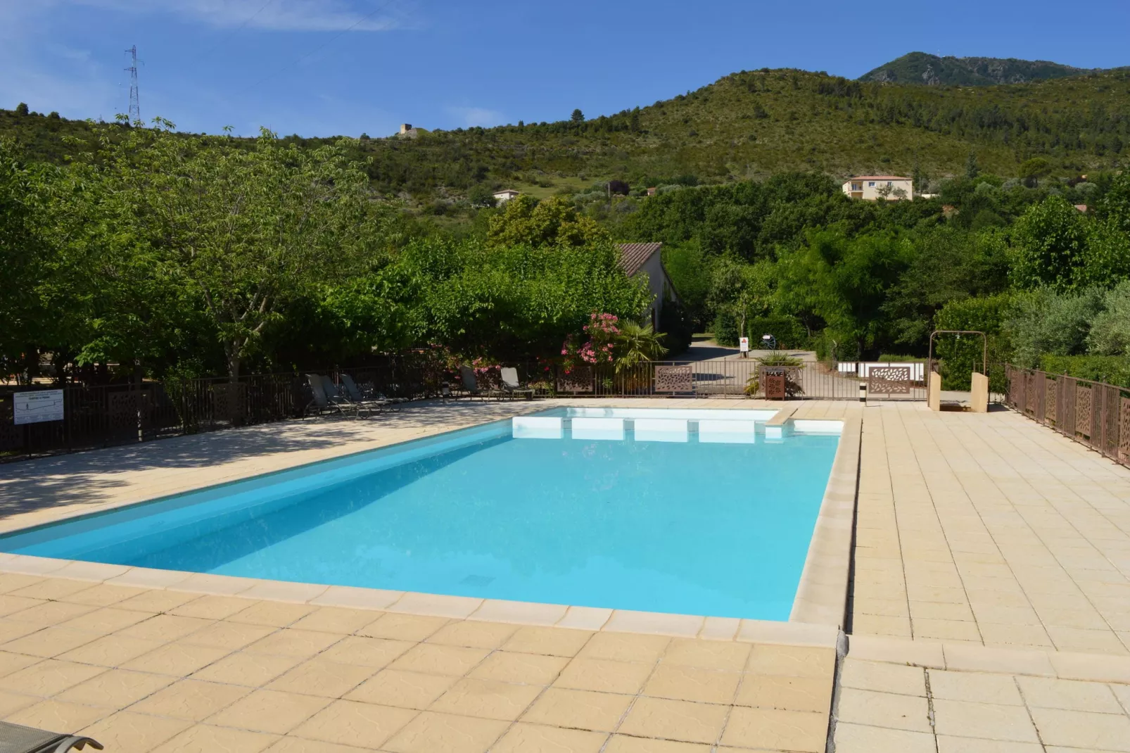 Villa - Les Vans 8pers-Zwembad