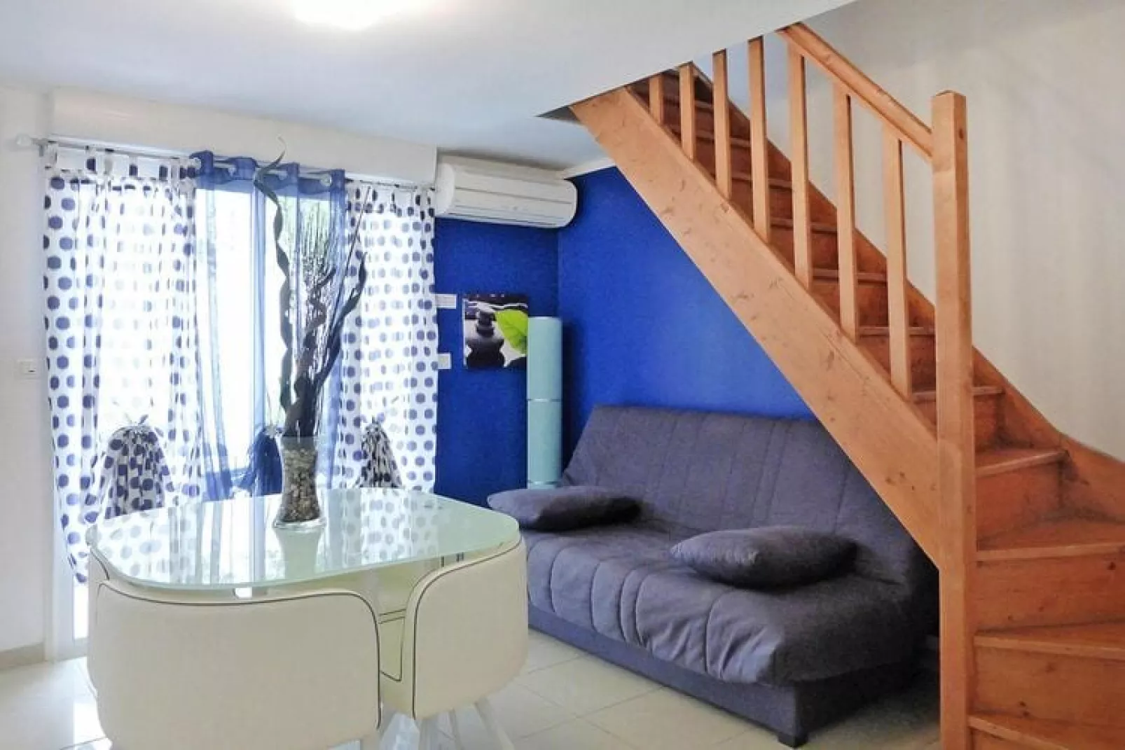 Doppelhaushälfte in Saintes-Maries-de-la-Mer / LOU CEOU