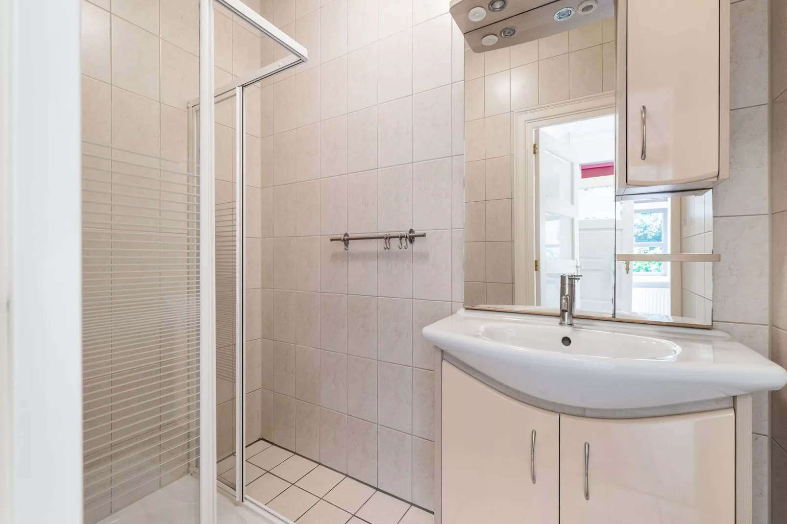 Landgoed Anna's Parck - appartement 2 - Badkamer