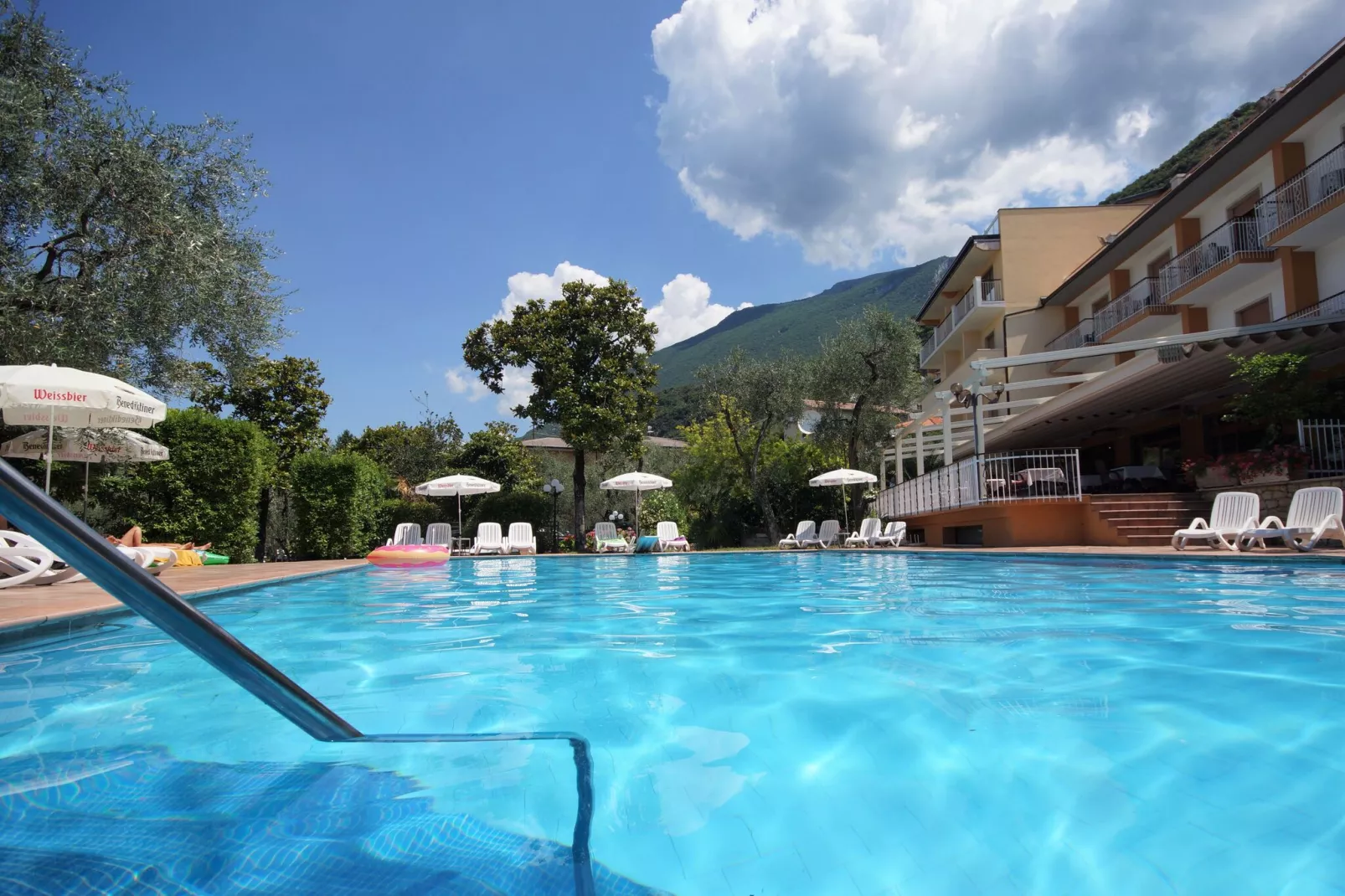 Residence al Parco, Malcesine-ST 3, bei Belegung mit 4 Personen-Zwembad