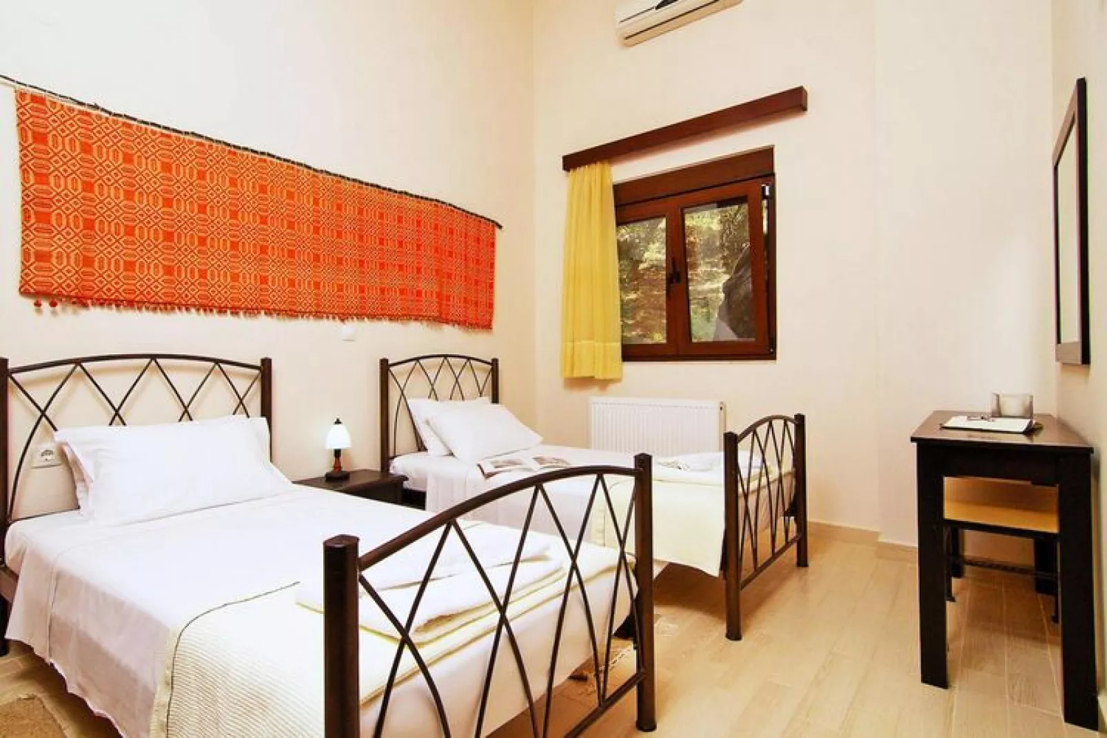 Holiday home, Kalamitsi Alexandrou-Villa Kalamitsi, ca. 108 qm, 6 pax-Slaapkamer