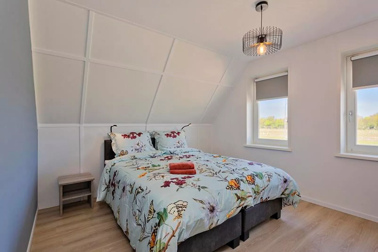 De IJsvogel Huis Nr 24-Slaapkamer