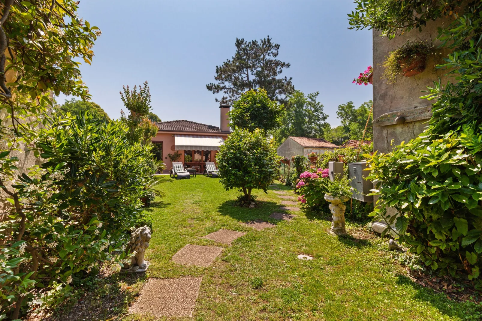 Villa Pratolina agli Alberoni - Tuinen zomer