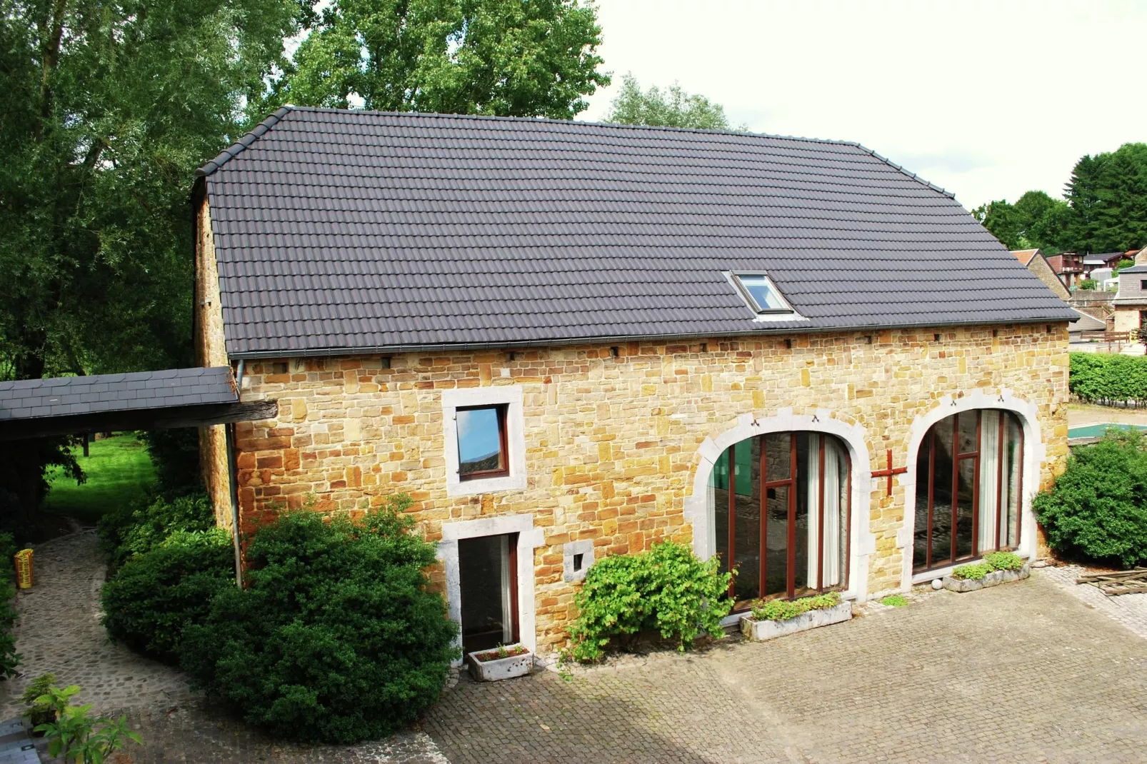 Le Grand Duc-Buitenkant zomer