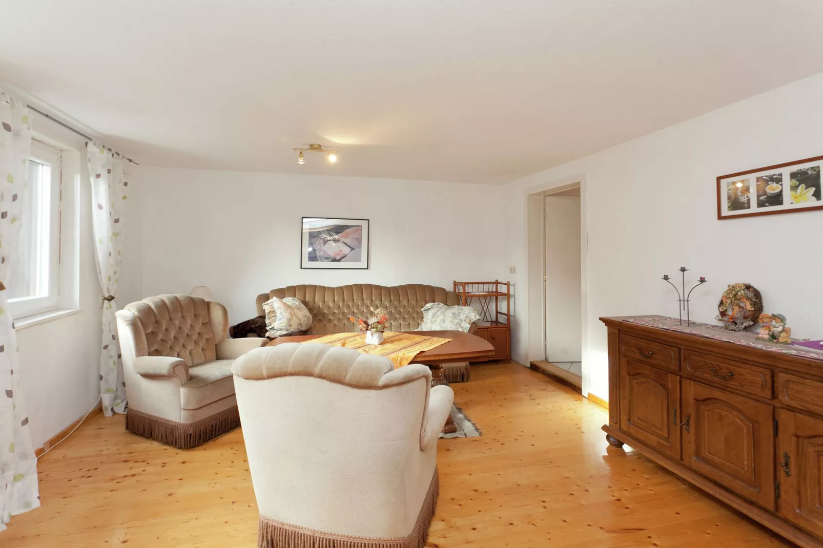 Im Bodetal-Woonkamer