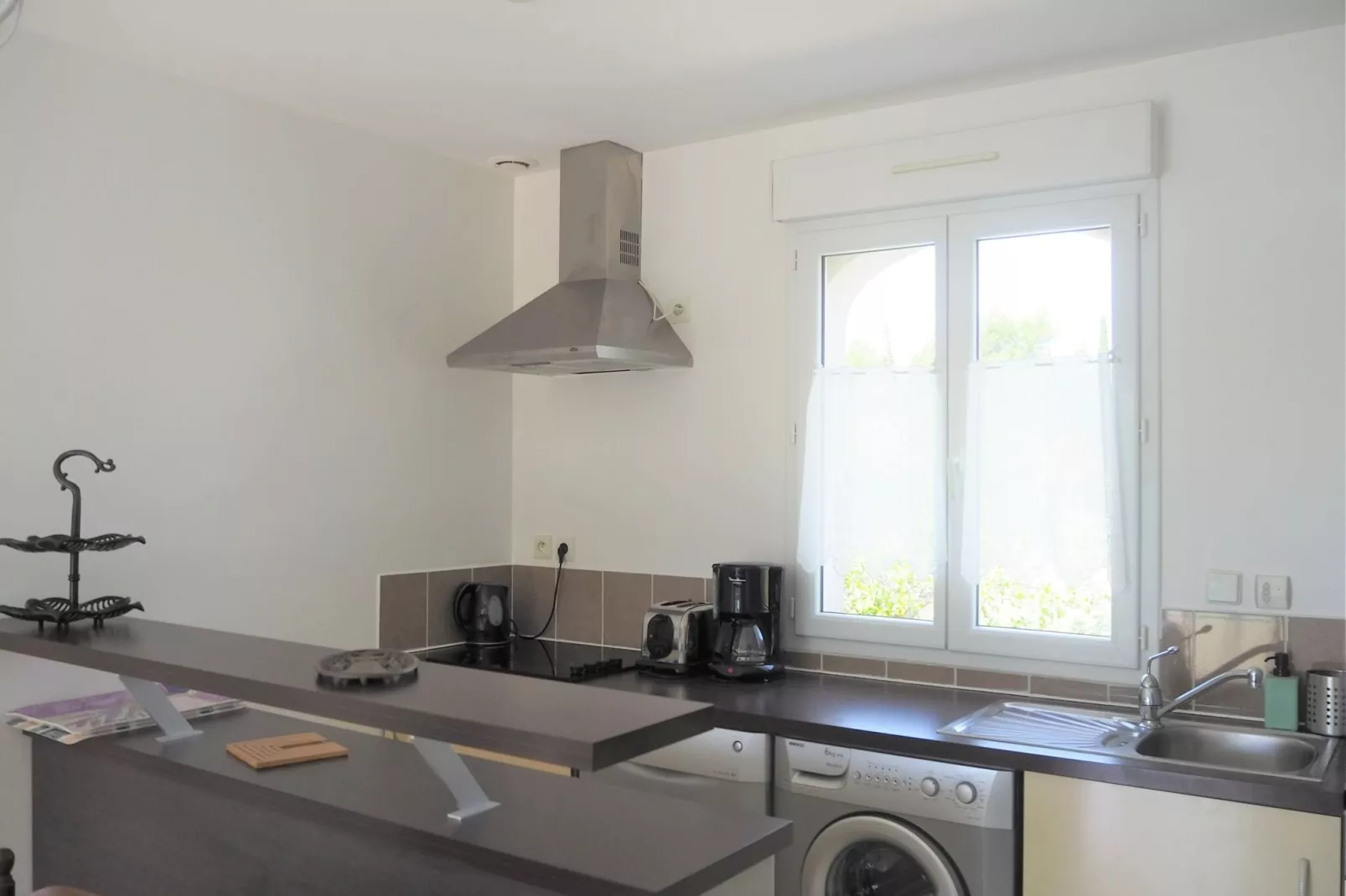 Ferienhaus in L'Isle-sur-la-Sorgue-Keuken