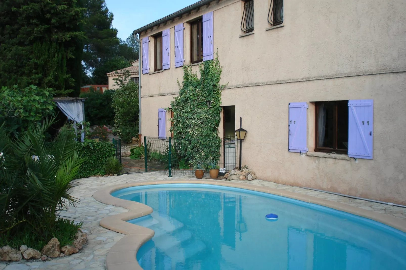 Villa Cigalières-Buitenkant zomer