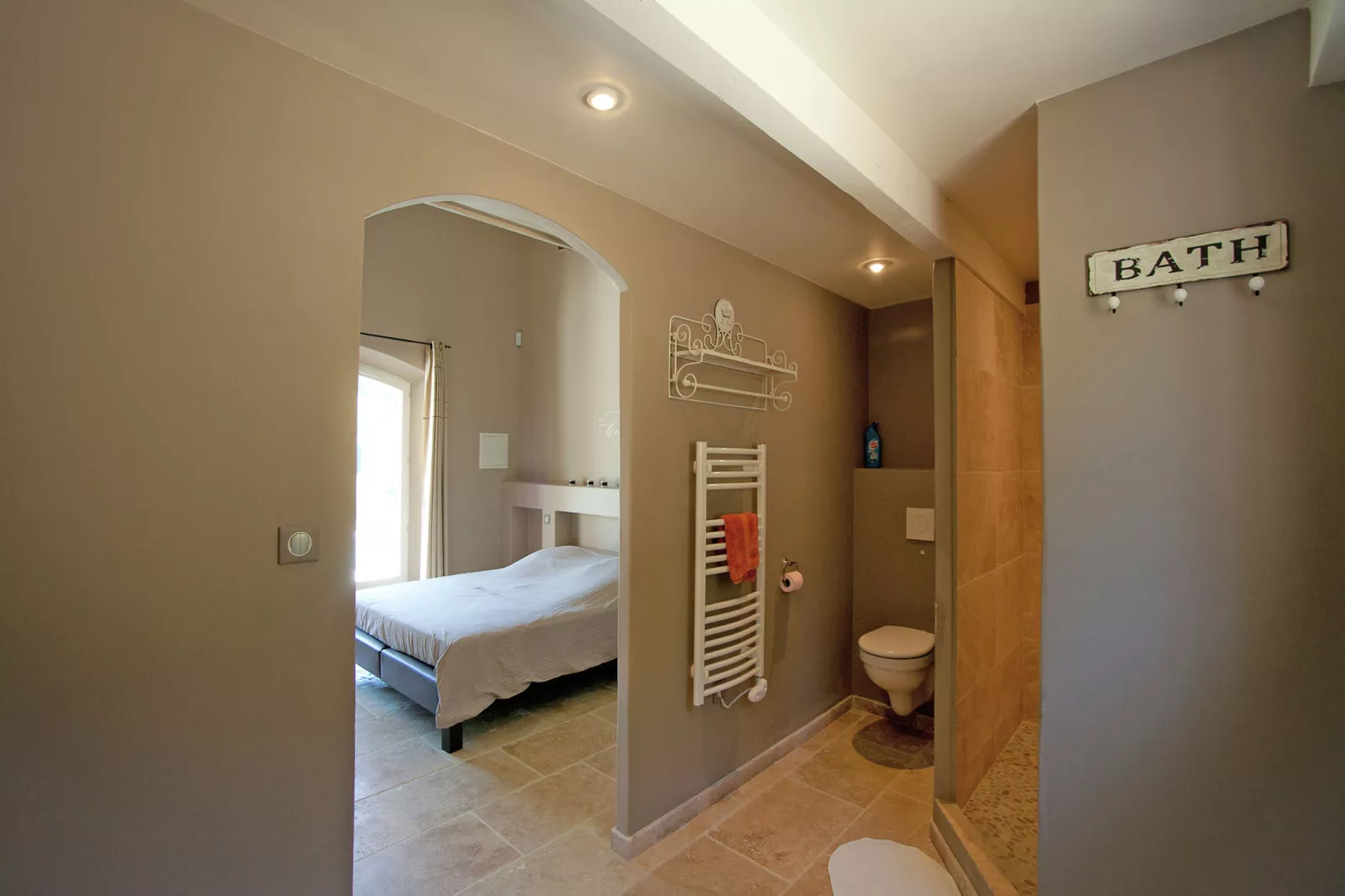 La Colline de Rêve plus 4 gîtes-Badkamer