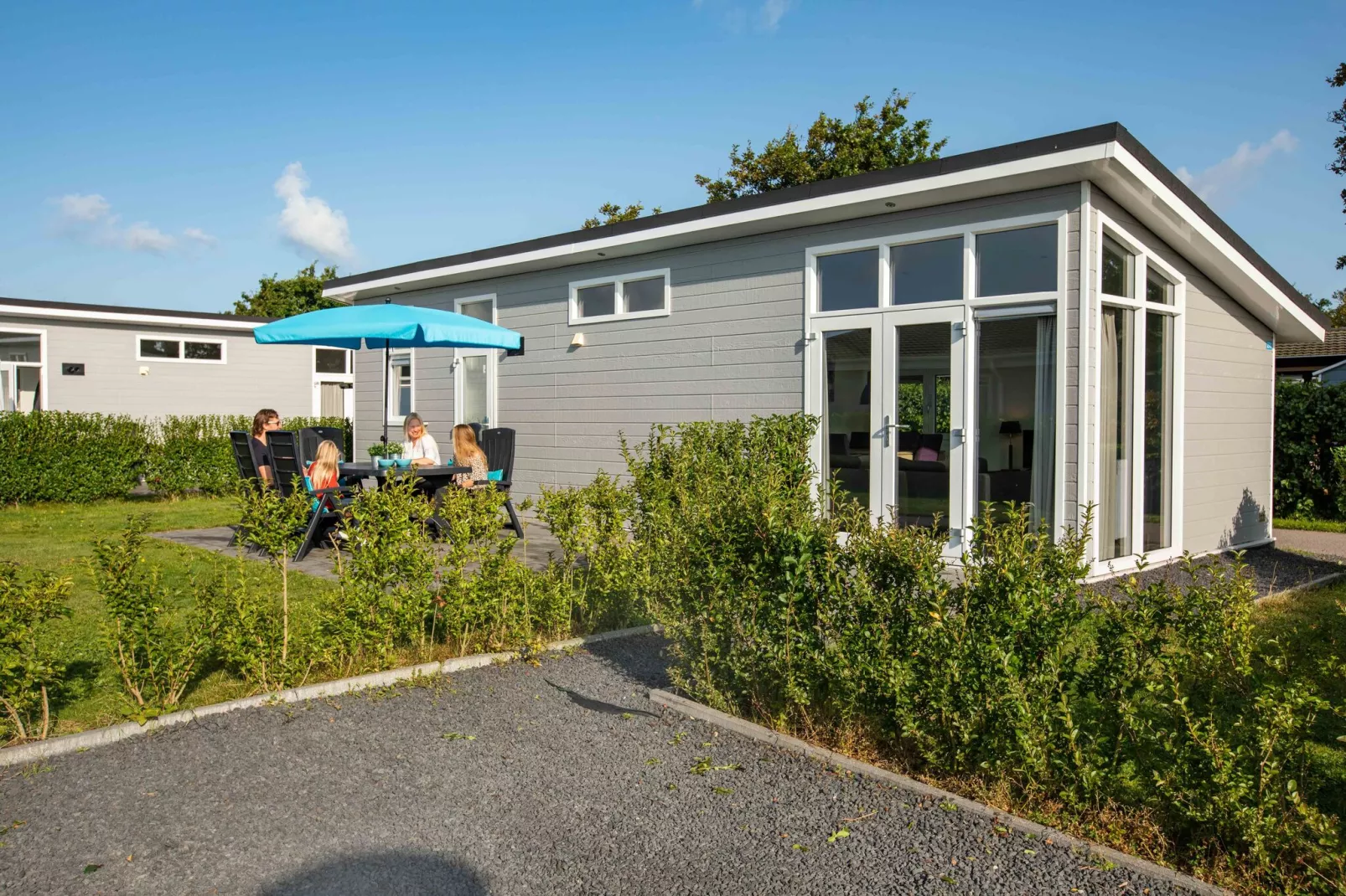 Chalet Basic 5 personen-Buitenkant zomer