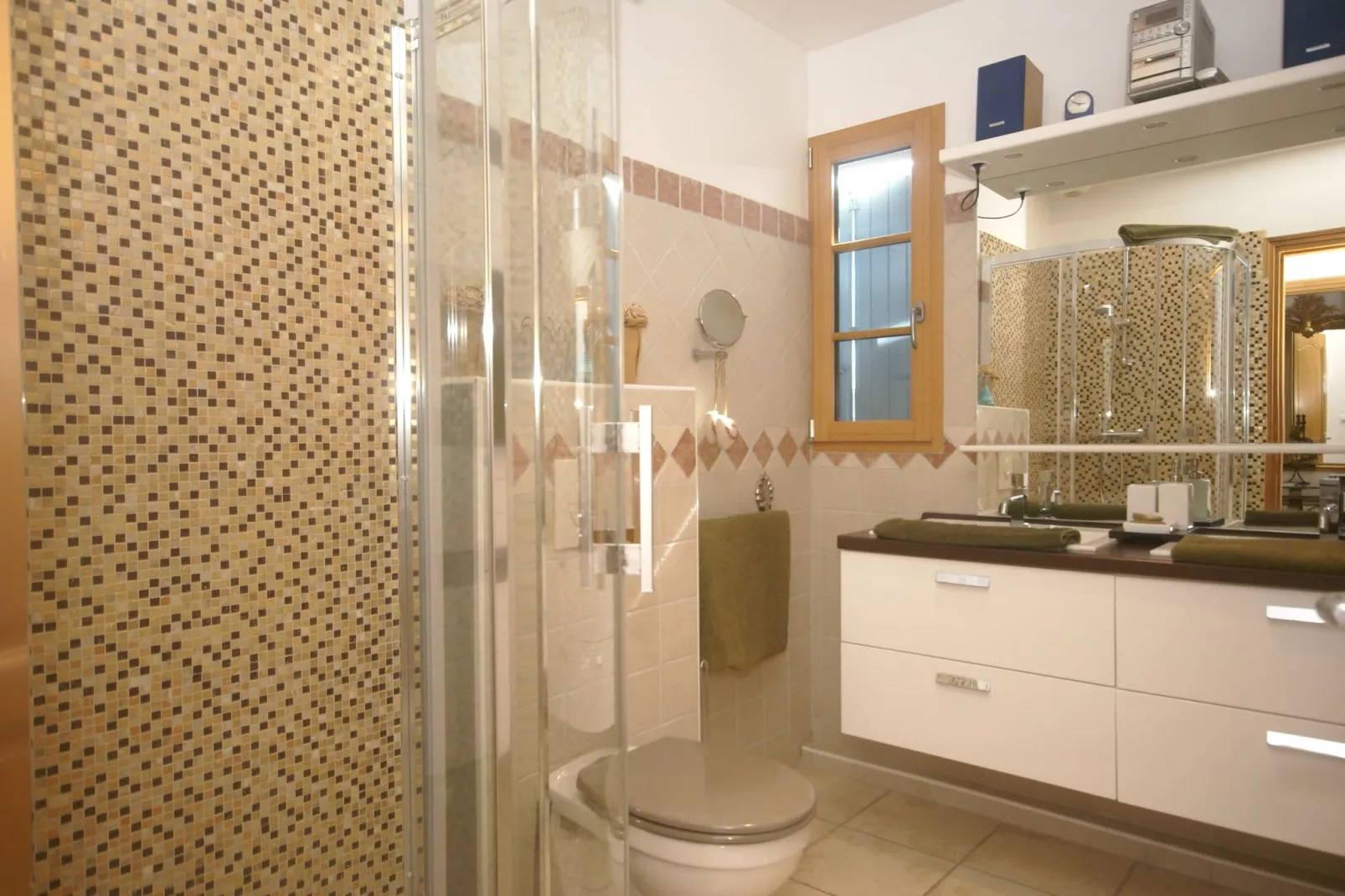 Villa Villars-Badkamer