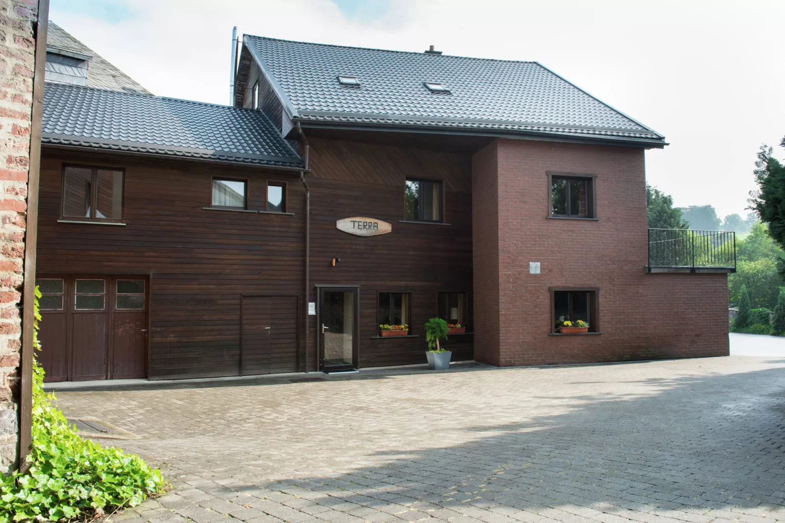 Terra-Buitenkant zomer