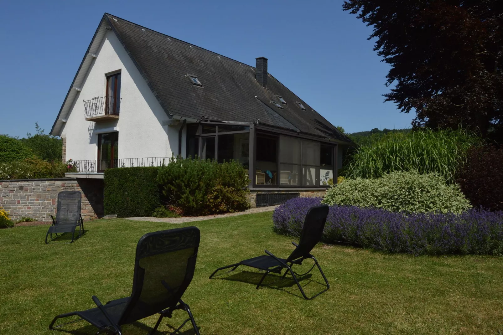 Le jardin de Marjolaine-Buitenkant zomer