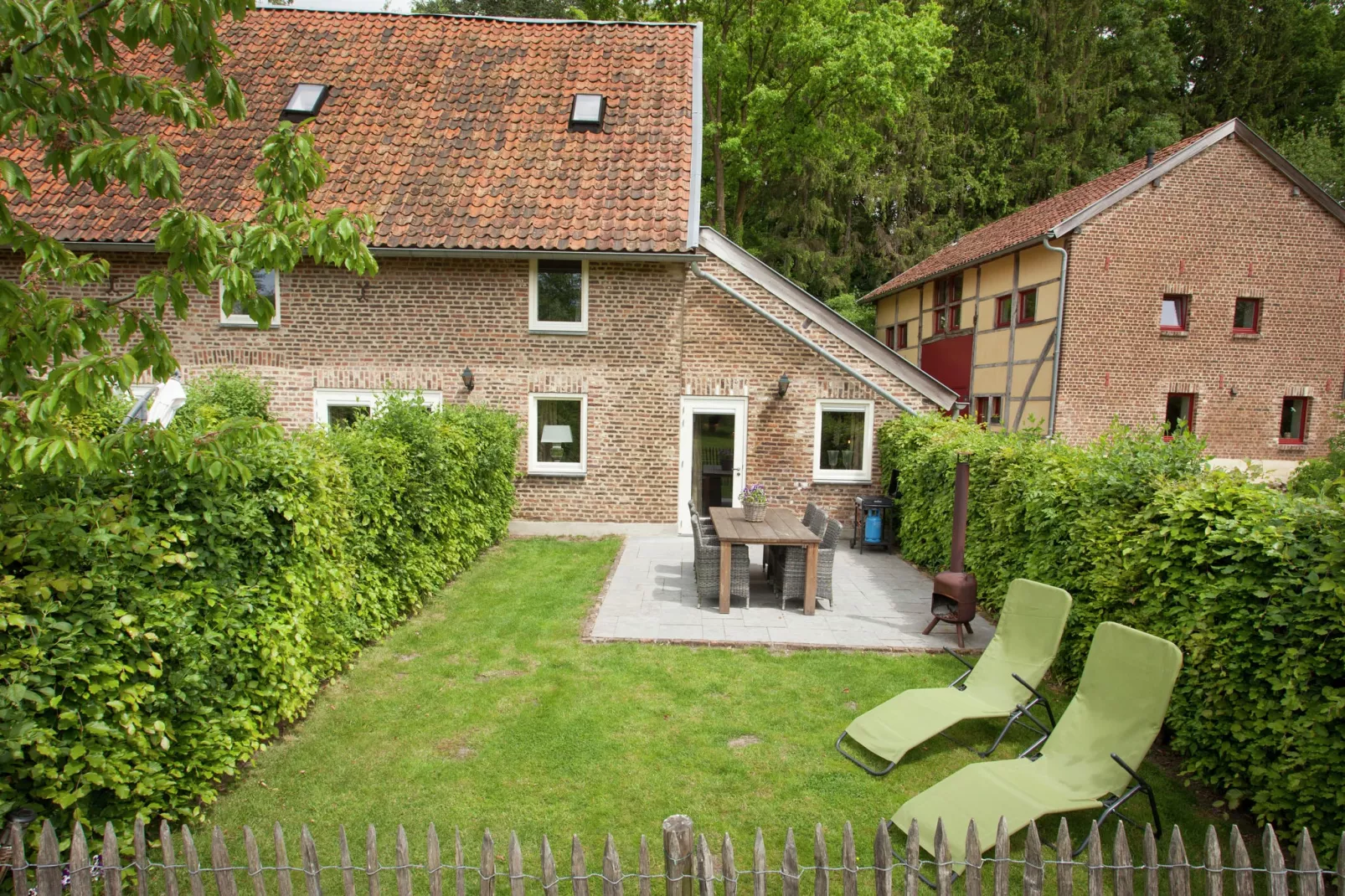 Hoeve A Gen Water - Botterblumke-Tuinen zomer