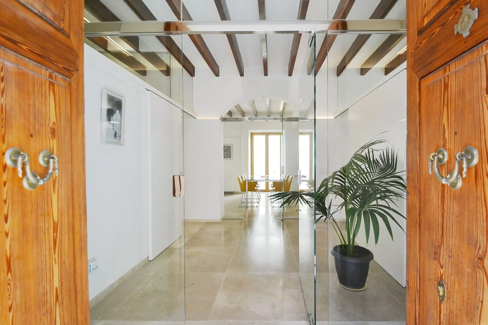 Moderne stadswoning  top kwaliteit in Petra met privé zwembad-Hal-ontvangst