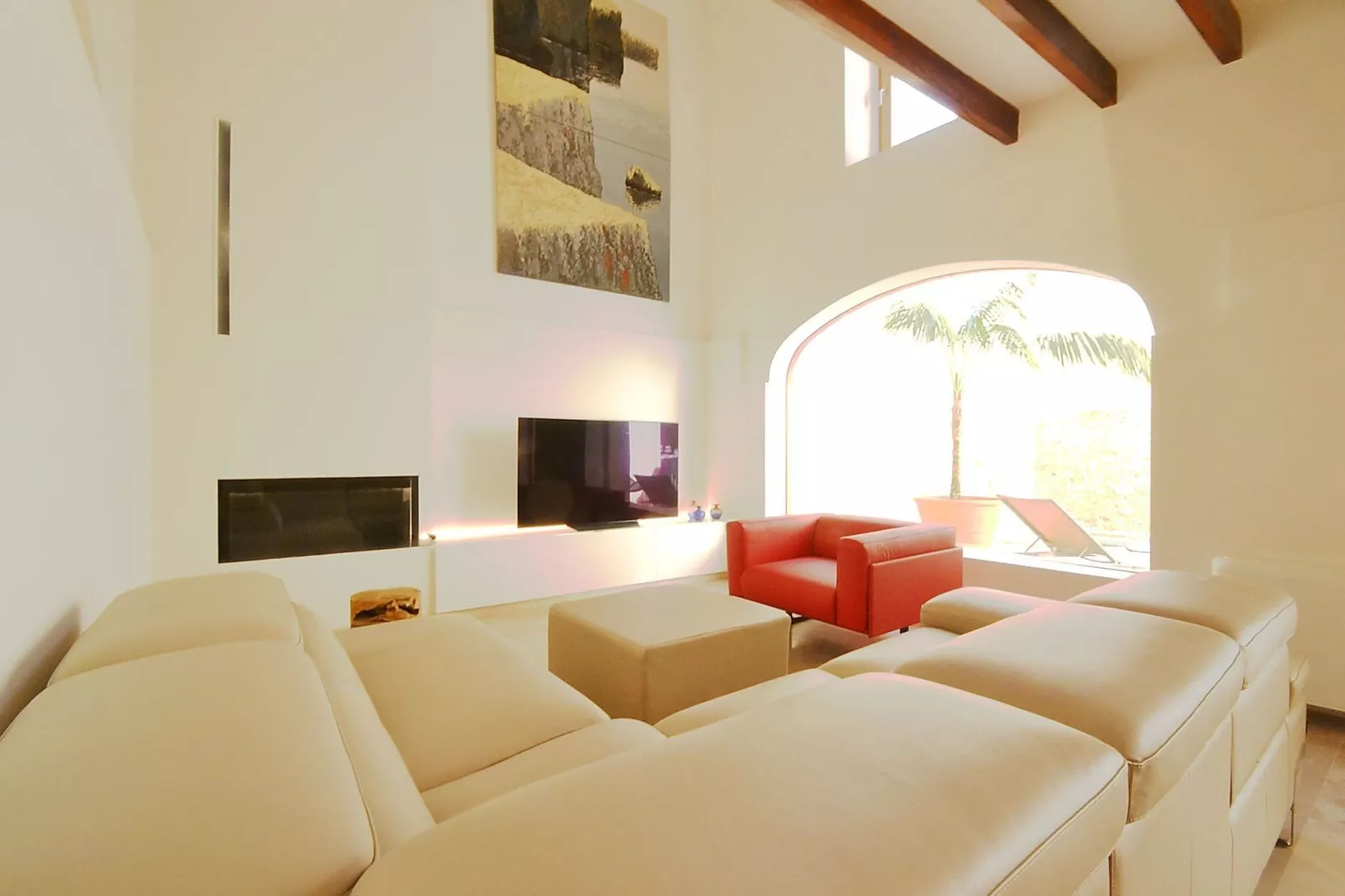 Moderne stadswoning  top kwaliteit in Petra met privé zwembad-Woonkamer