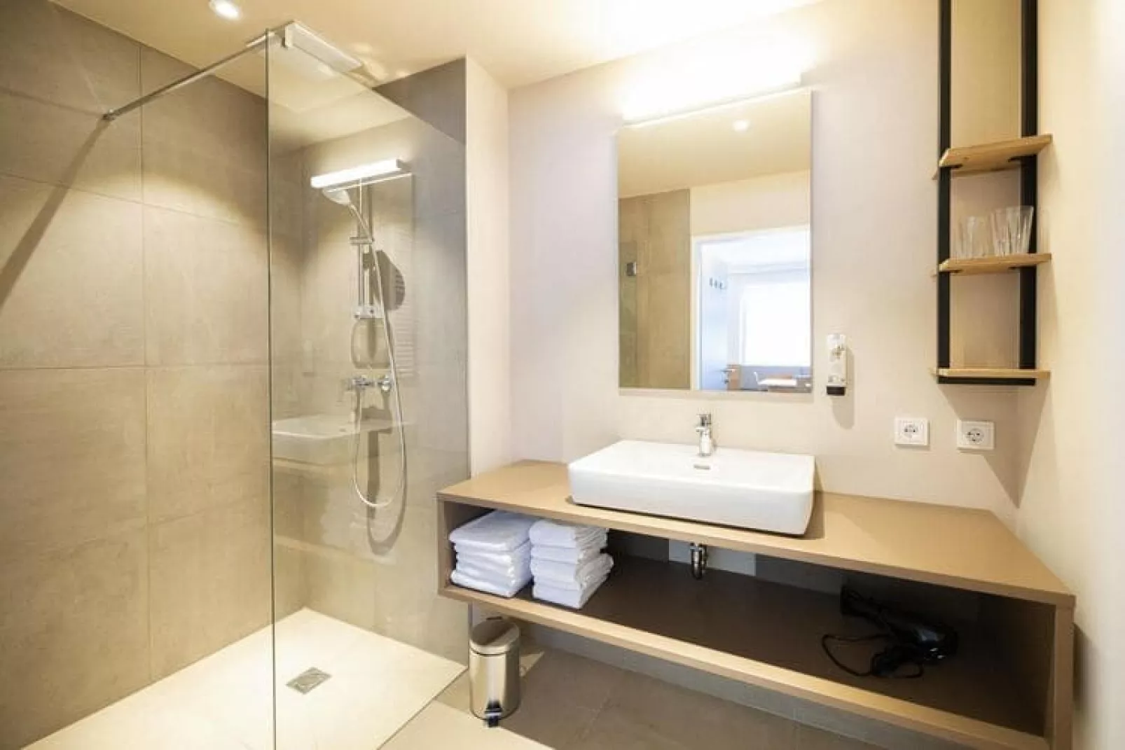 Appartement in Hinterstoder met parkeerplaats-Badkamer