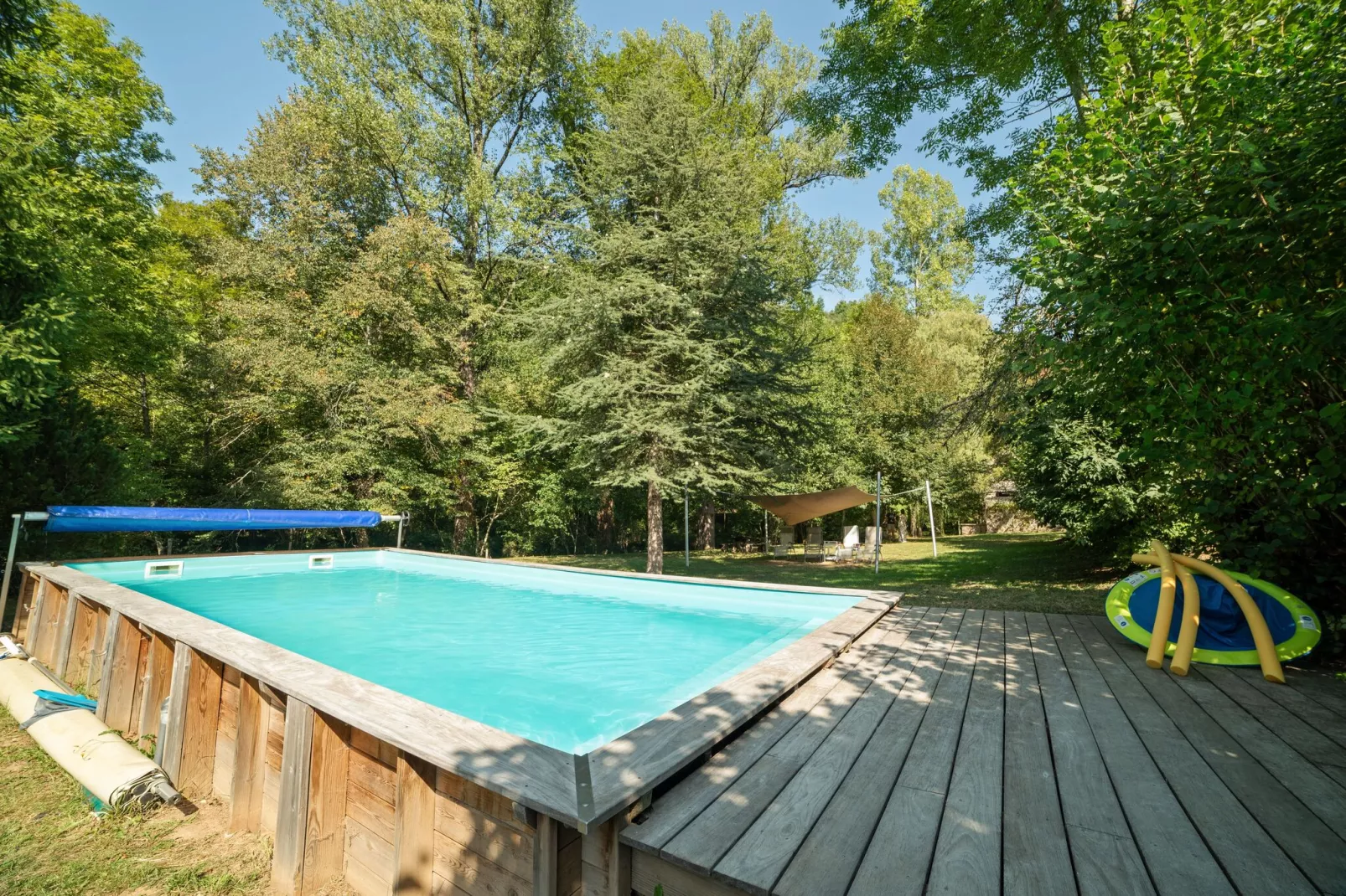 Moulin rivière et piscine-Zwembad