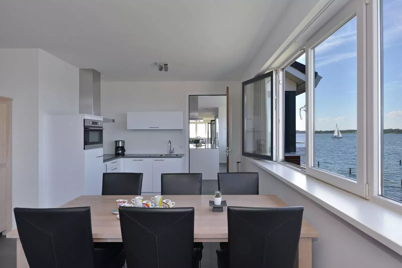 Penthouse XXL 4ab-Eetkamer