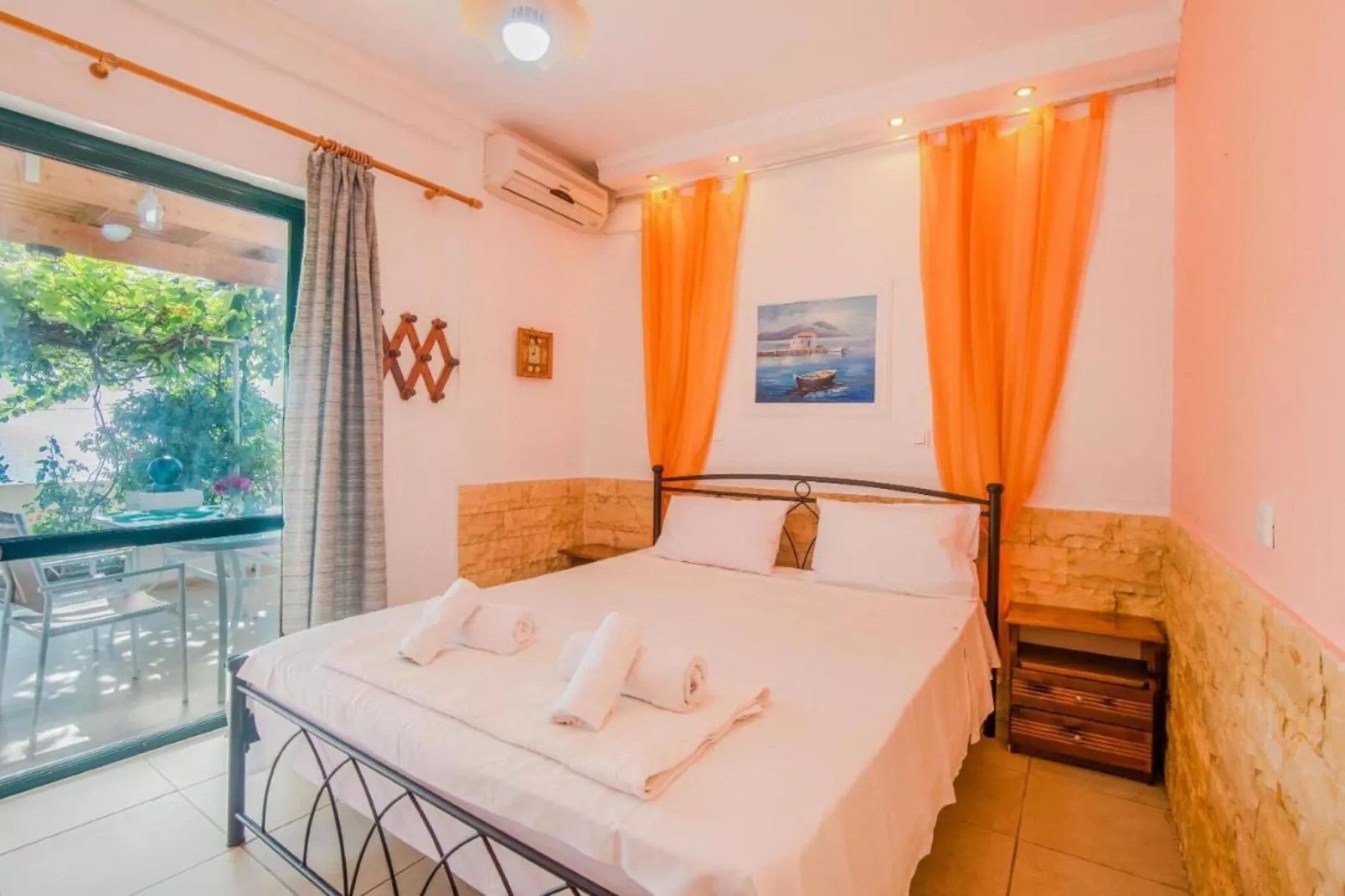 	Andromaches Apartments Apartment B