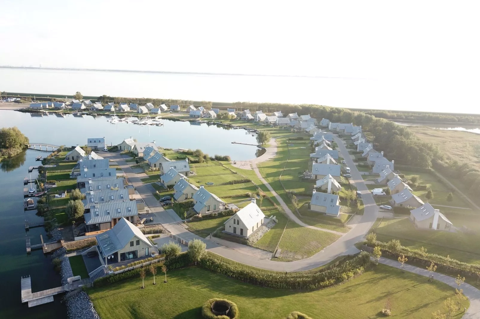 Resort Waterrijk Oesterdam 7-Buitenkant zomer
