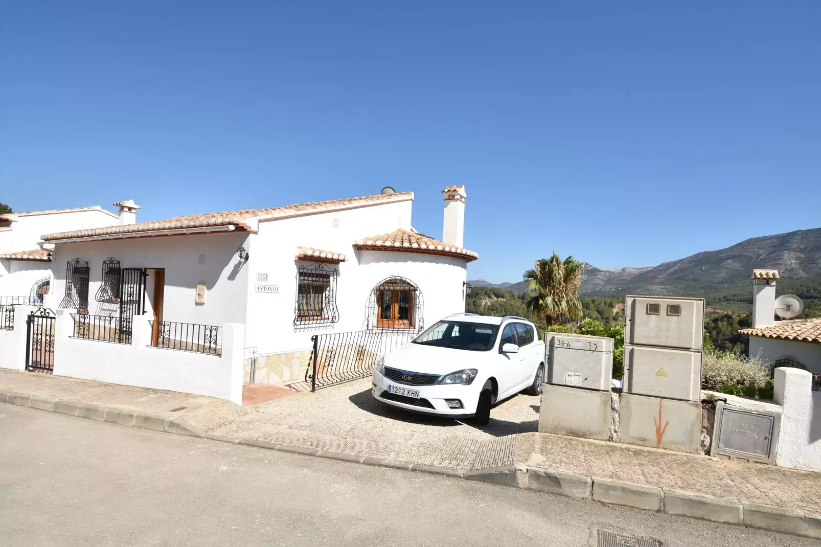 Villa Antonio Alto 4 pax-Buitenkant zomer