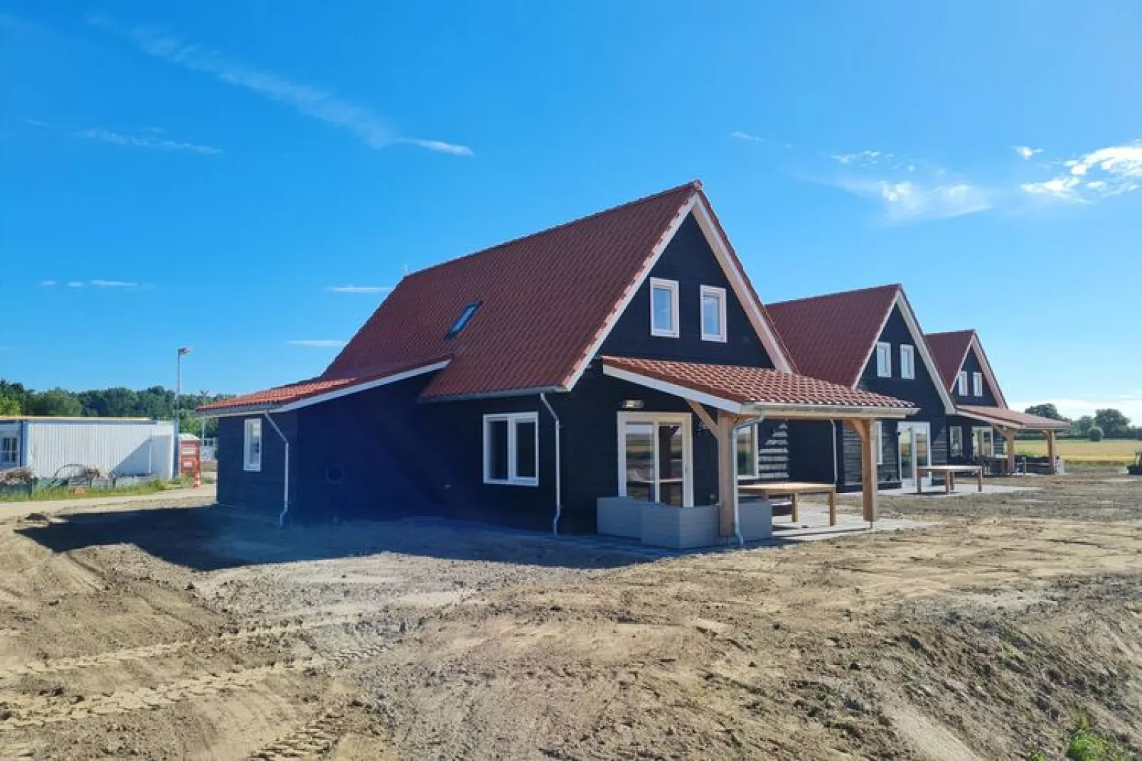 De Scholekster Huis Nr 14-Buitenkant zomer