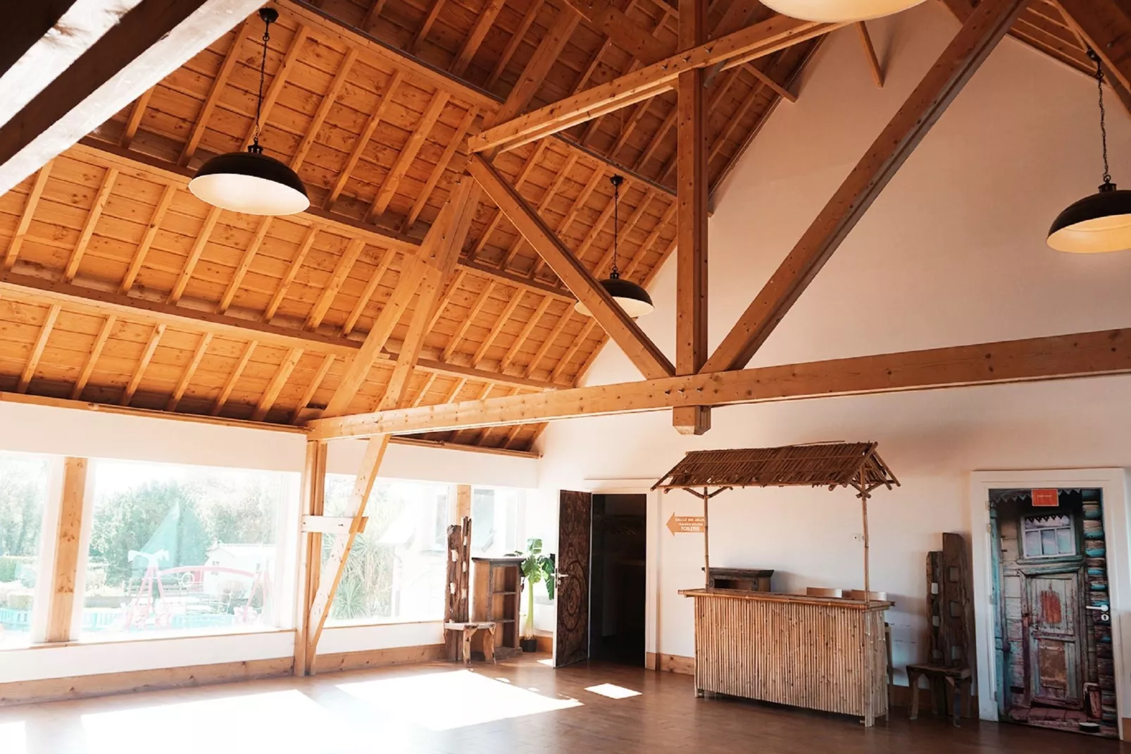 Luxe mobilhome met houten terras in het mooie Normandië-Recreatieruimte