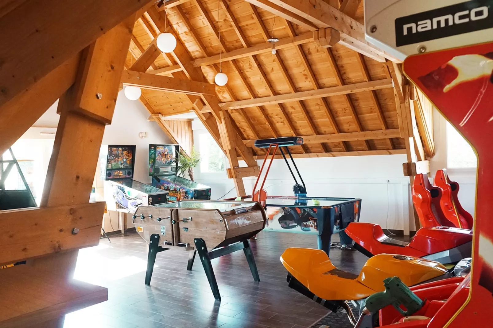 Luxe mobilhome met houten terras in het mooie Normandië-Recreatieruimte