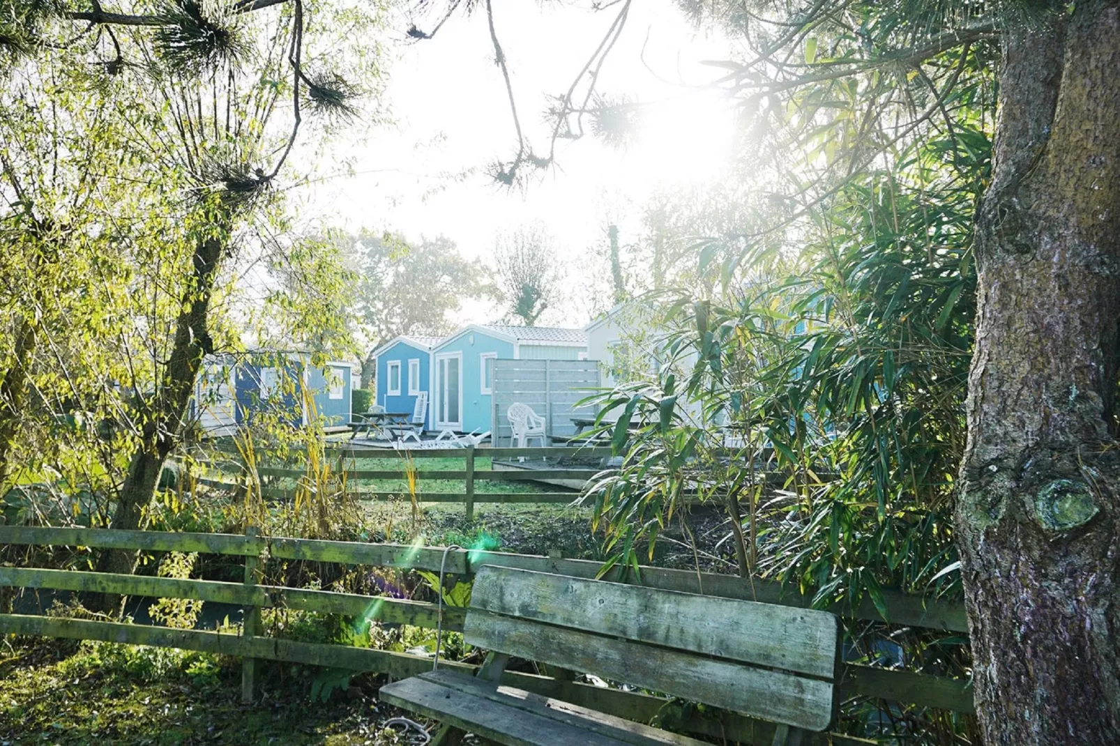Luxe mobilhome met houten terras in het mooie Normandië-Gebieden zomer 5km