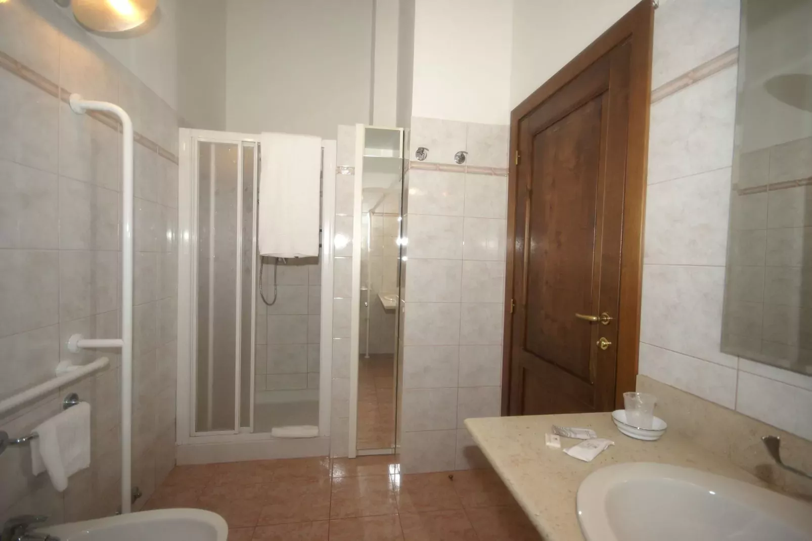 Casa Ortensia-Badkamer