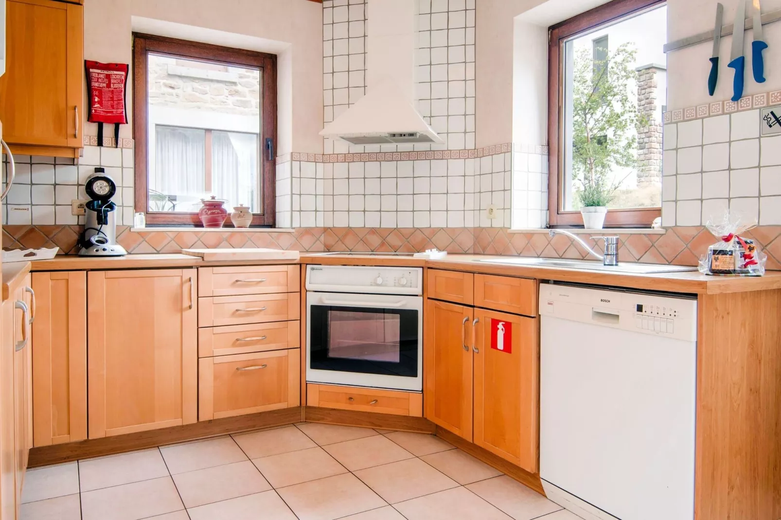 Le Petit Fagnard Gîte pour 9 personnes-Keuken