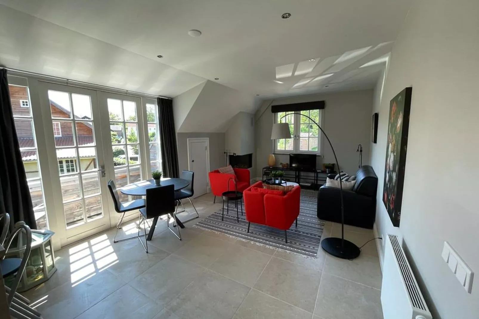 Residentie Heesdael - Suite B boven-Eetkamer