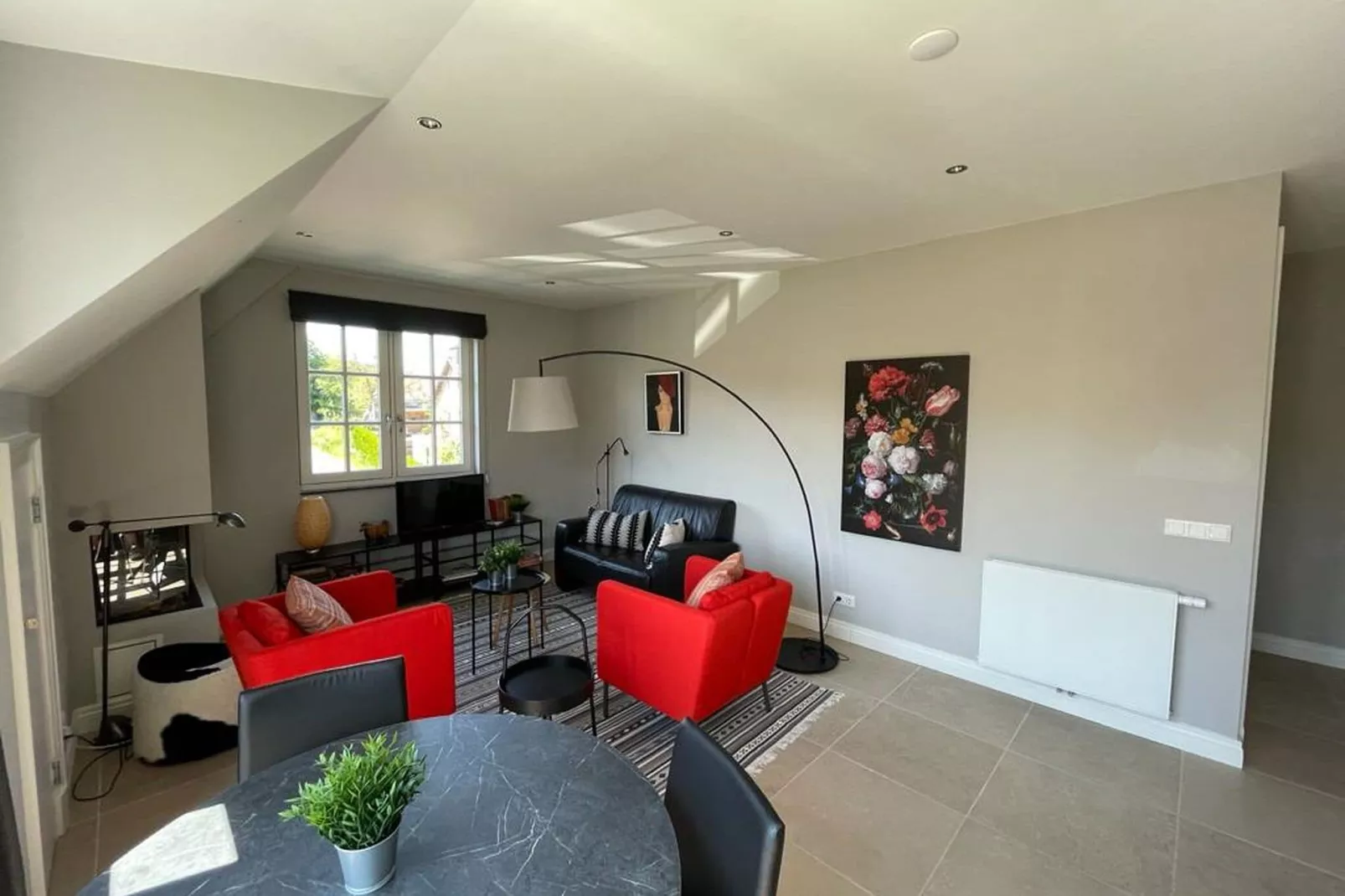 Residentie Heesdael - Suite B boven-Eetkamer