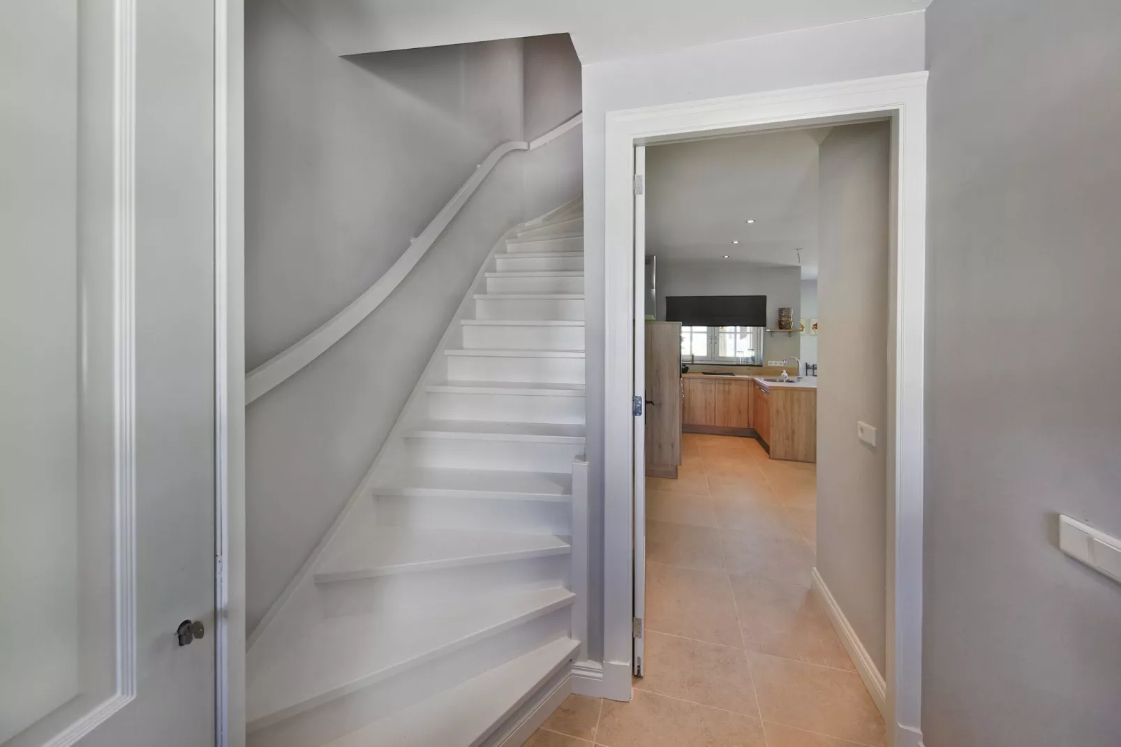 Residentie Heesdael - Suite C boven-Hal-ontvangst