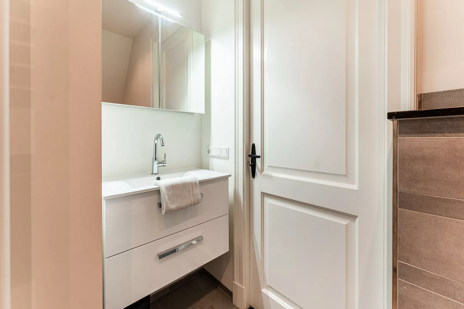 Residentie Heesdael - Suite C boven-Badkamer