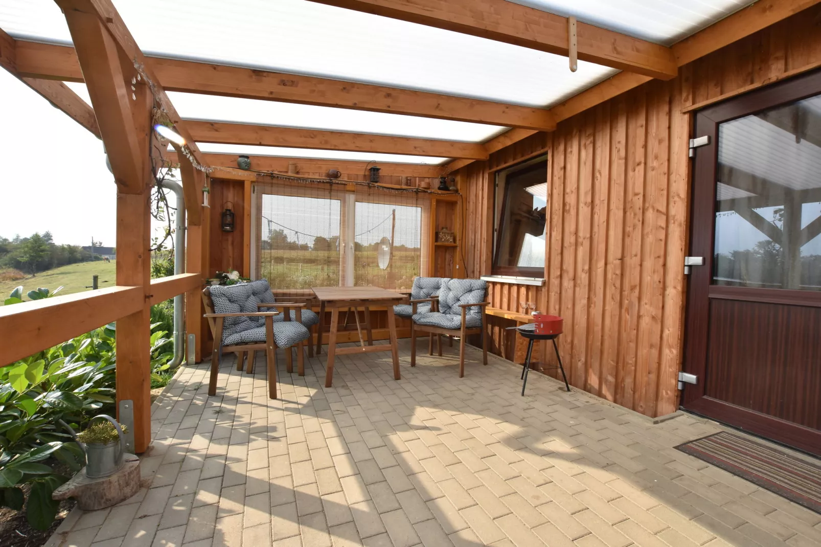 Ferienhaus Am See mit Kamin-Terrasbalkon