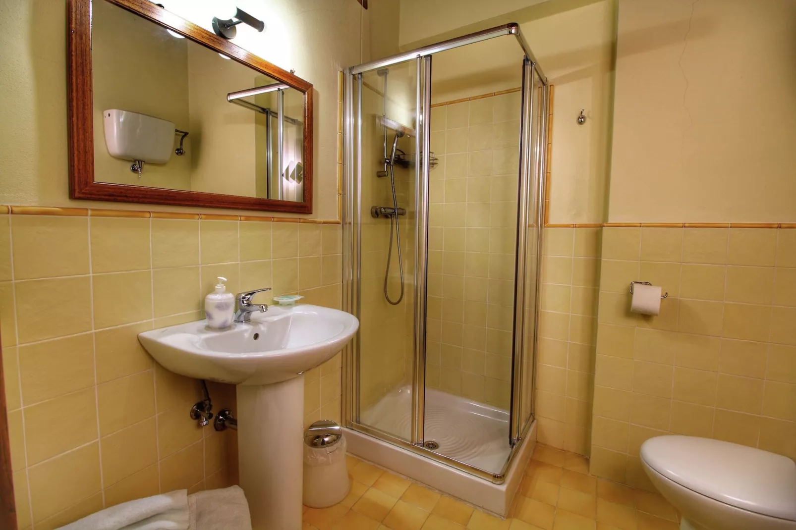 Casa Granaio-Badkamer