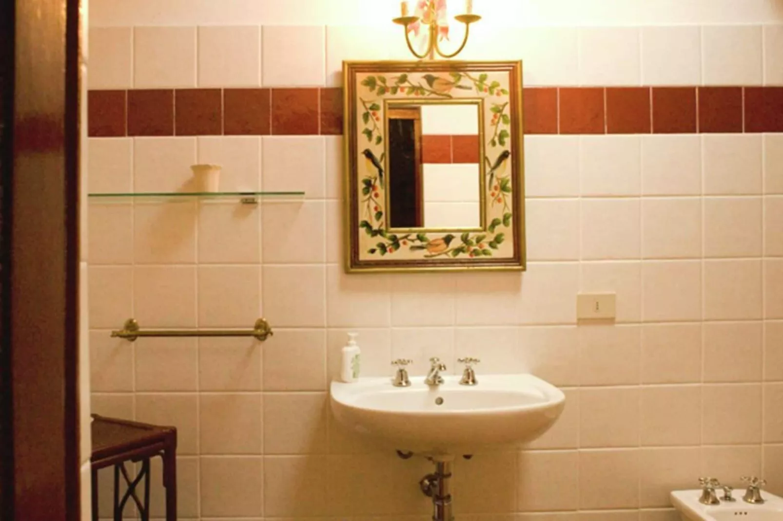 Villa Oliva-Badkamer