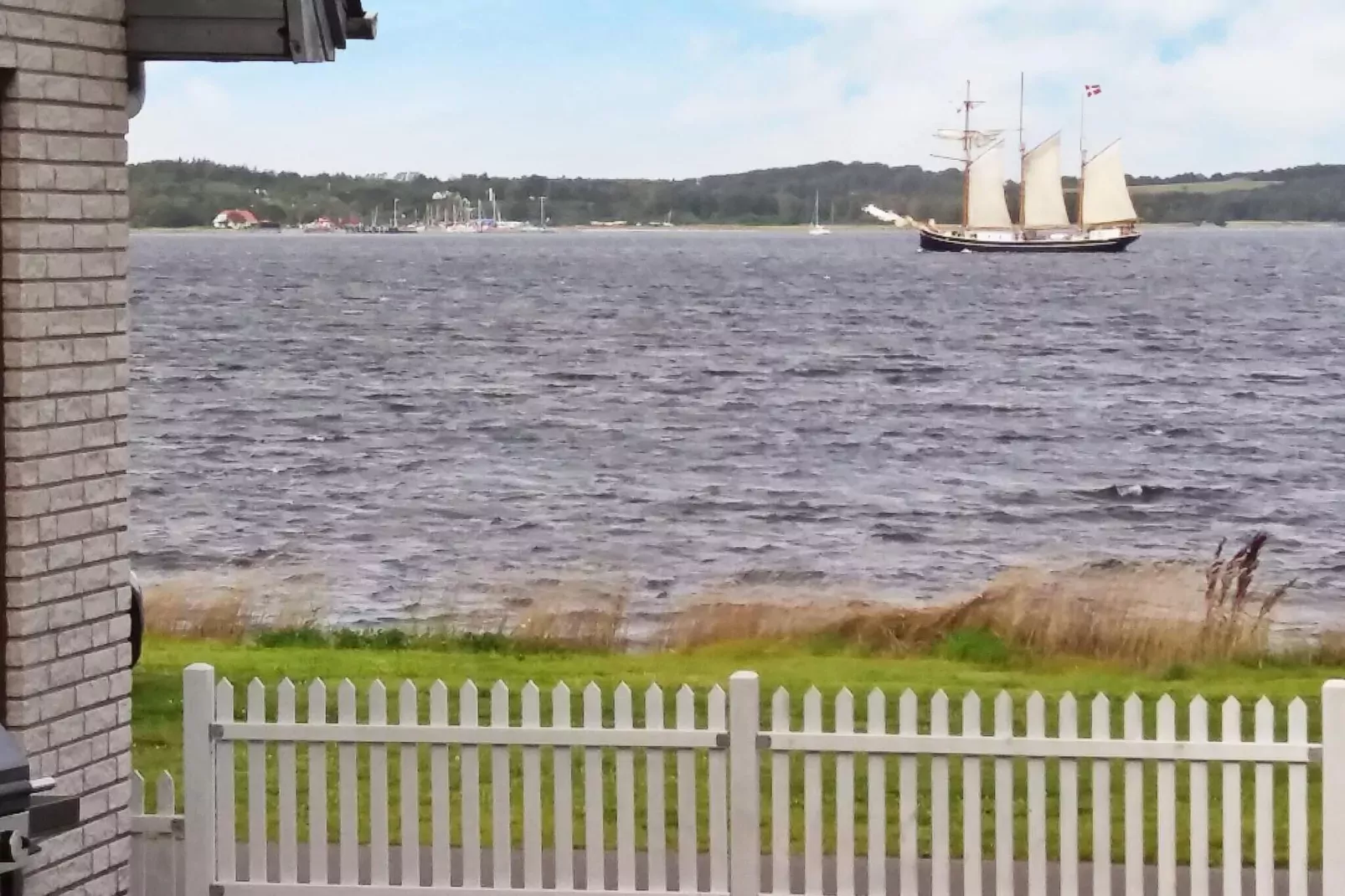 Kusttoevlucht in Hvalpsund-By Traum-Waterzicht