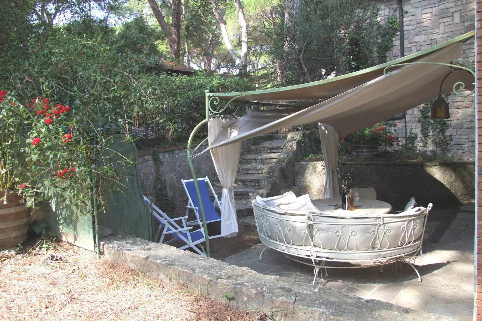 Pineta Bouganville-Terrasbalkon