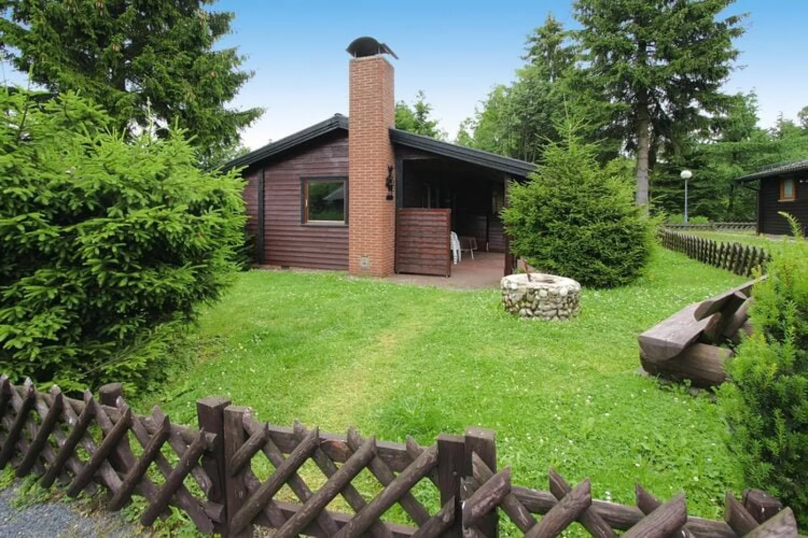 Typ B - Kaminhaus-Tuinen zomer