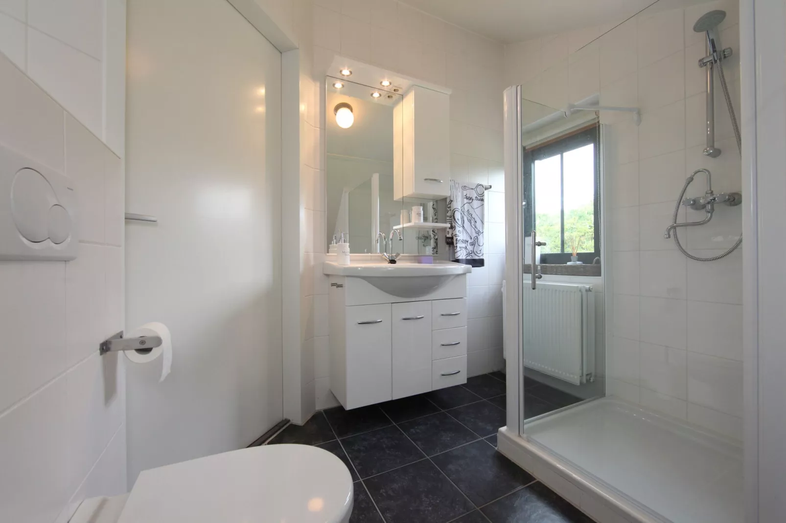 Resort Koningshof 6-Badkamer